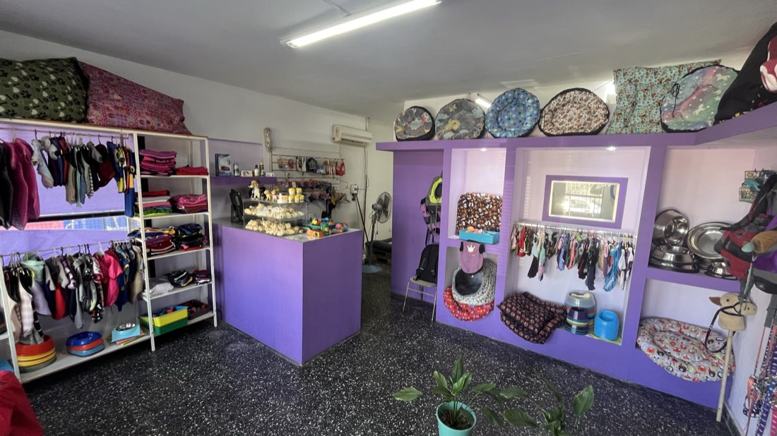 Interior del local Buba Pet Shop